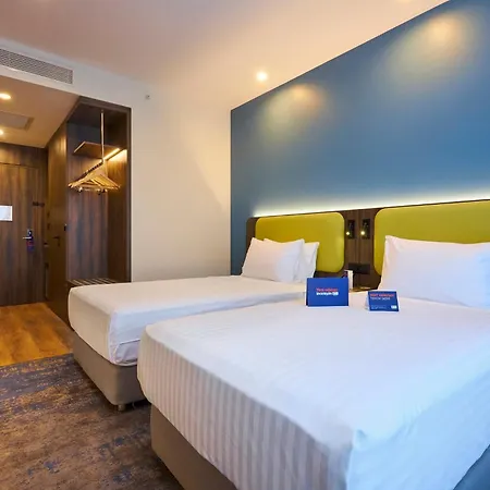 Отель Express - Airport Arnavutkoy By Ihg Стамбул