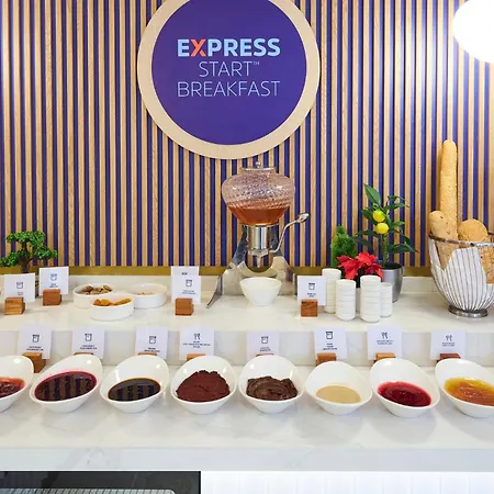 Otel Express - Airport Arnavutkoy By Ihg