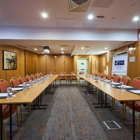 Otel Express - Airport Arnavutkoy By Ihg 4*