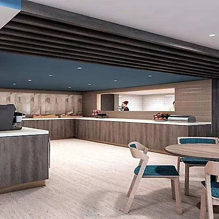 Hotel Express - Airport Arnavutkoy By Ihg 4*