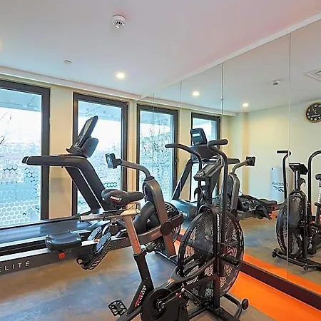 Express - Airport Arnavutkoy By Ihg Hotel
