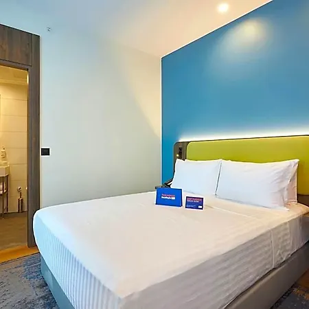 Hotel Express - Airport Arnavutkoy By Ihg 4*