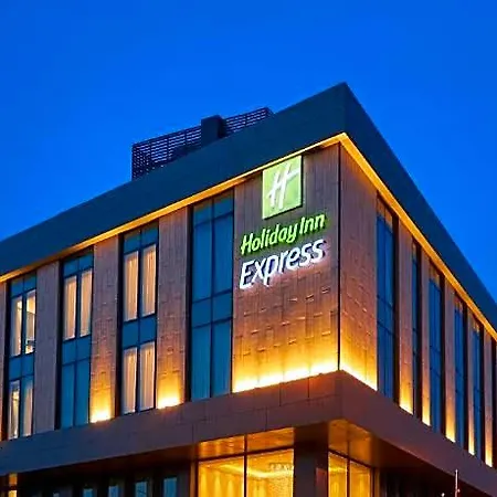 Express - Airport Arnavutkoy By Ihg Hotel
