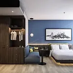 Express - Airport Arnavutkoy By Ihg Отель 4*