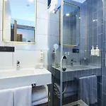Отель Express - Airport Arnavutkoy By Ihg Стамбул