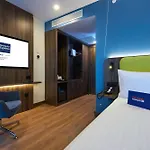 Express - Airport Arnavutkoy By Ihg 4* Стамбул