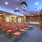Express - Airport Arnavutkoy By Ihg Стамбул